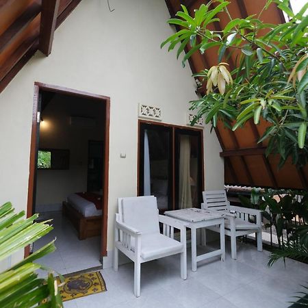 Reddoorz At Ocean 2 Gili Trawangan Hotel Exterior photo