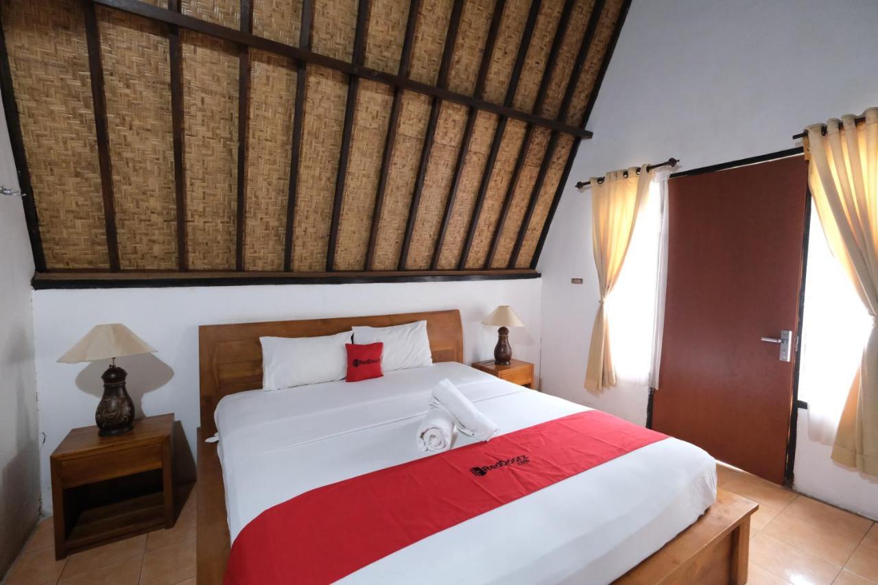 Reddoorz At Ocean 2 Gili Trawangan Hotel Exterior photo