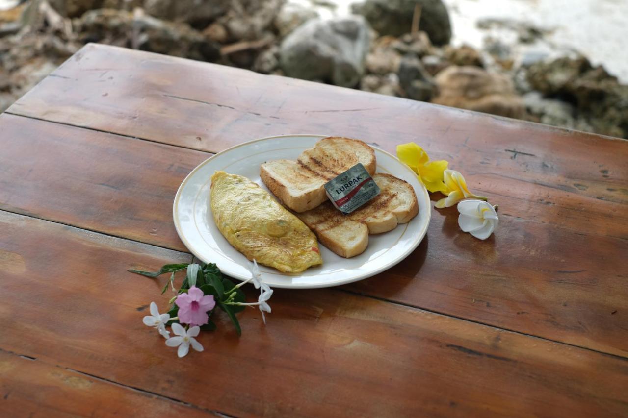 Reddoorz At Ocean 2 Gili Trawangan Hotel Exterior photo